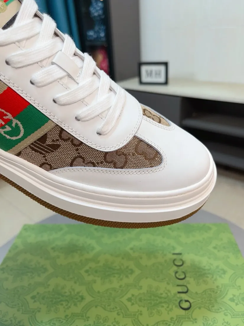 Men's shoes 💰420🌹🌹[GUCCI] Gucci's new lace-up casual men's shoes are on the market first, and the materials and workmanship are superior to all versions on the market. The highest quality shipped first-layer cowhide with imported original perforated materials➕genuine leather lining, privately molded soft outsole, high foot comfort, imported special materials highlight the brand's unique charm, high-end customization 38-44